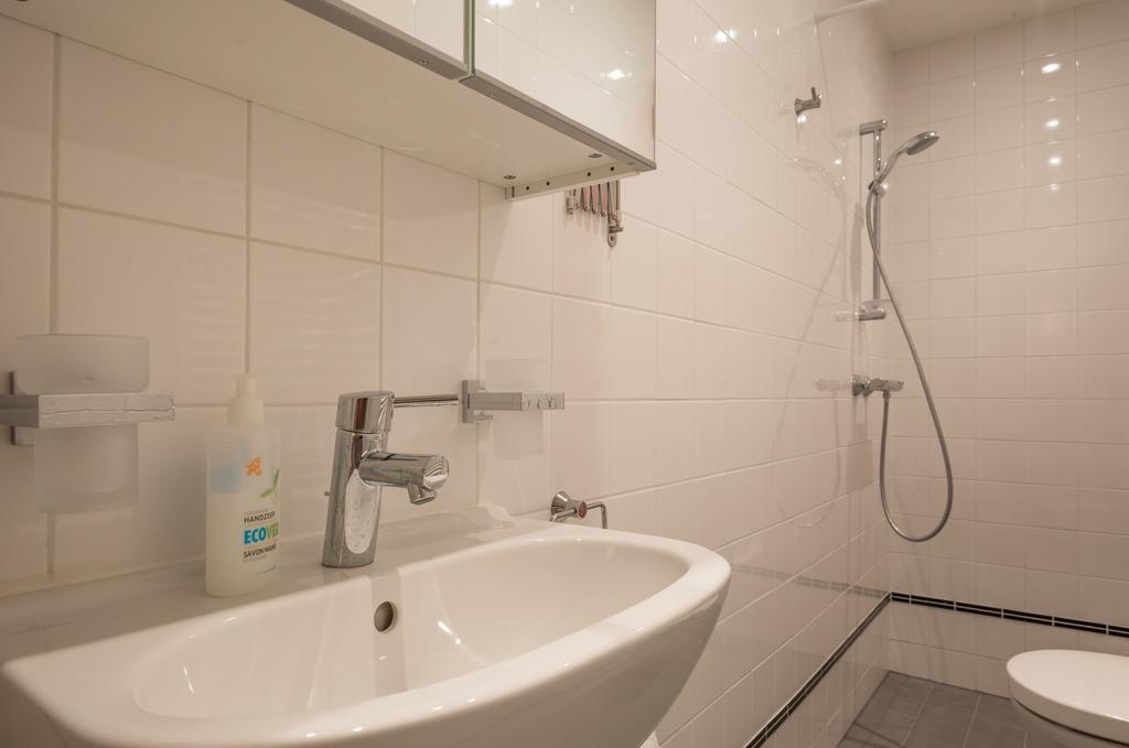 Canal View Amsterdam Apartment 外观 照片